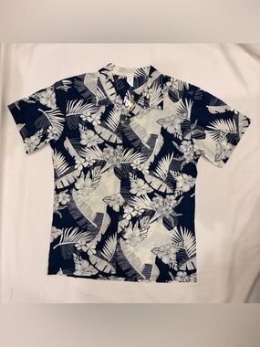 NWT Palmwave Hawaii Tropical Floral Short Sleeve Button Down Size M